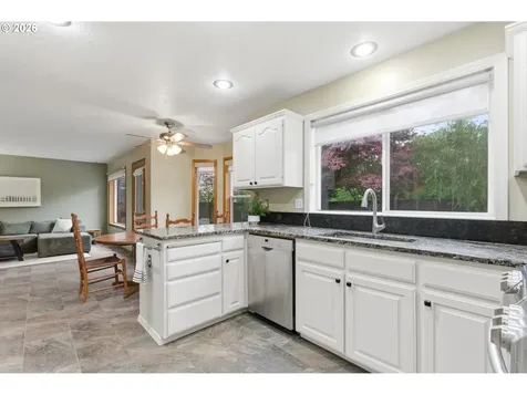 1496 SE Althaus Drive Troutdale OR 97060
