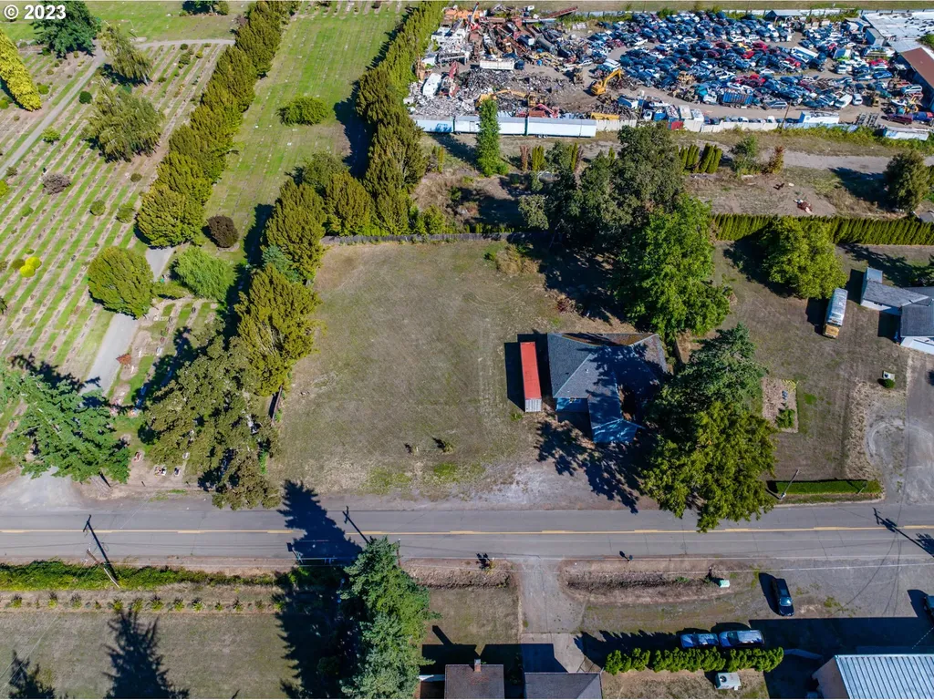 995 Belle Passi Road Woodburn OR 97071