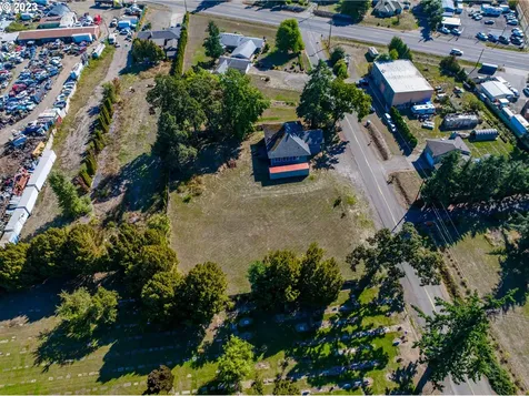 995 Belle Passi Road Woodburn OR 97071