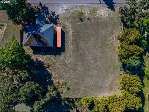 995 Belle Passi Road Woodburn OR 97071
