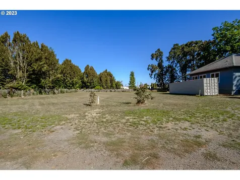 995 Belle Passi Road Woodburn OR 97071