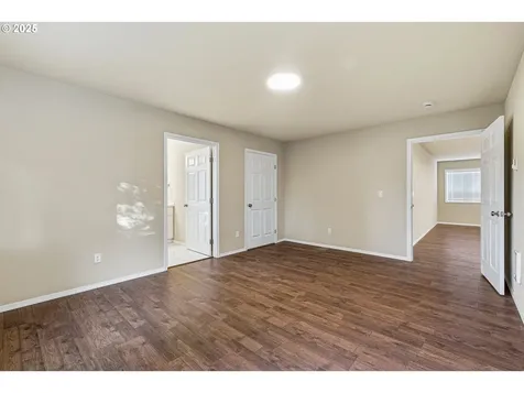 2211 SE 182nd Avenue Portland OR 97233