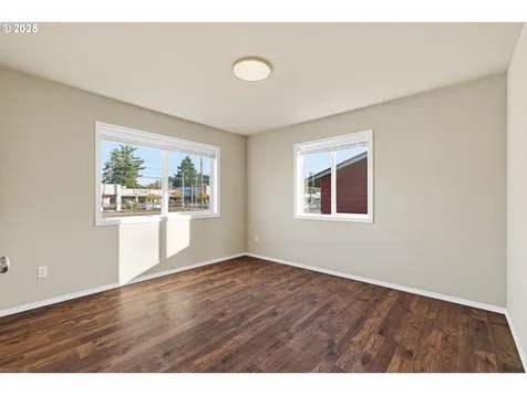 2211 SE 182nd Avenue Portland OR 97233