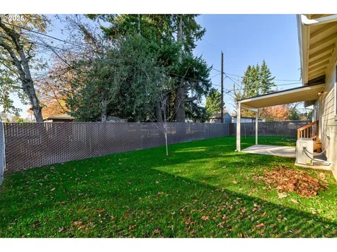2211 SE 182nd Avenue Portland OR 97233