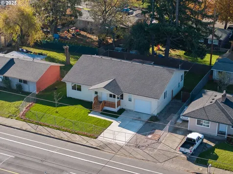 2211 SE 182nd Avenue Portland OR 97233