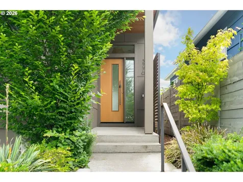 3770 NE 7th Avenue Portland OR 97212