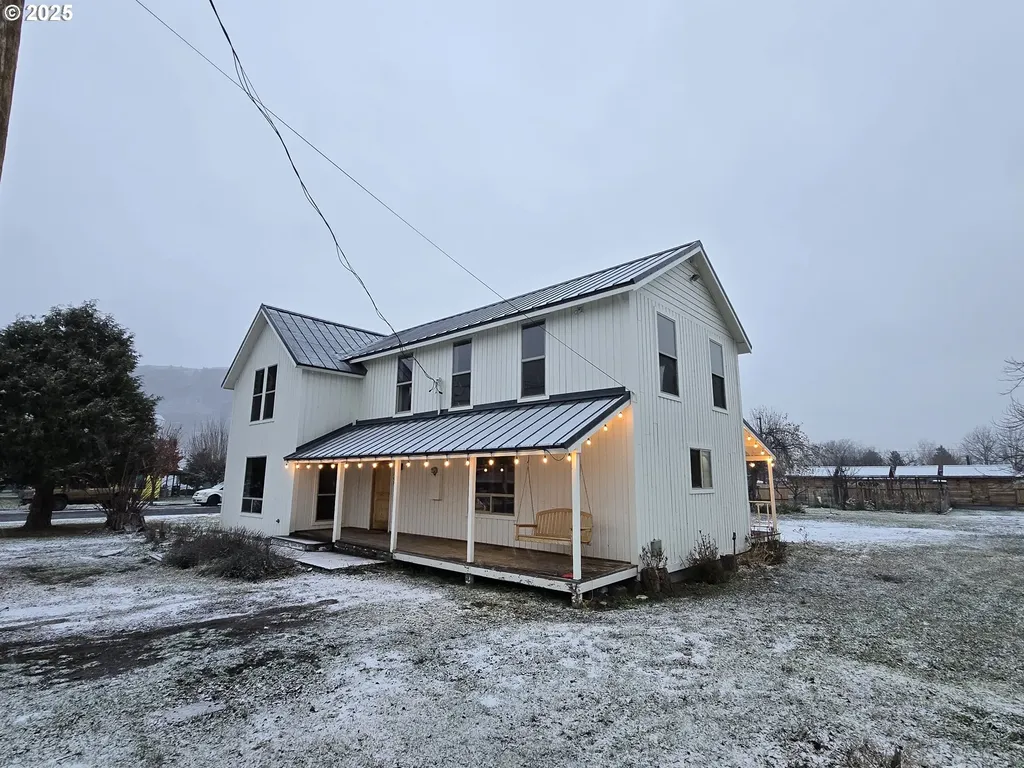203 N Alder Street Wallowa OR 97885