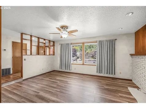 14428 NE Failing Street Portland OR 97230