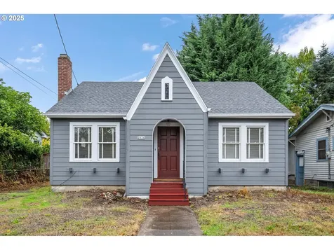 2624 SE 61st Avenue Portland OR 97206