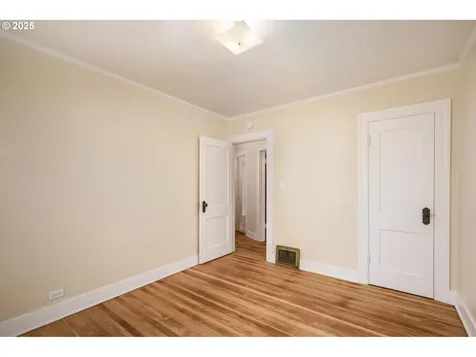 2624 SE 61st Avenue Portland OR 97206