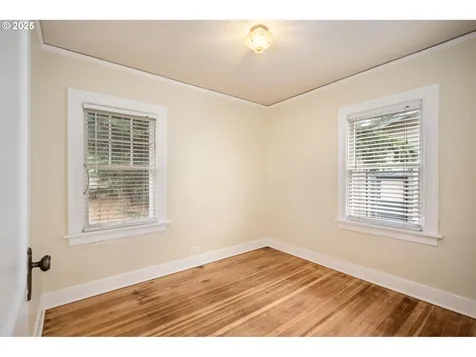 2624 SE 61st Avenue Portland OR 97206