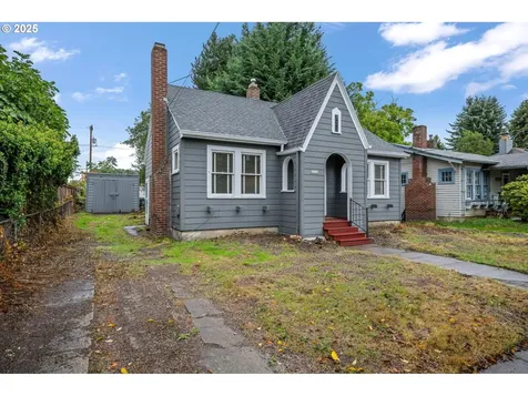 2624 SE 61st Avenue Portland OR 97206