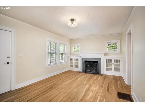 2624 SE 61st Avenue Portland OR 97206