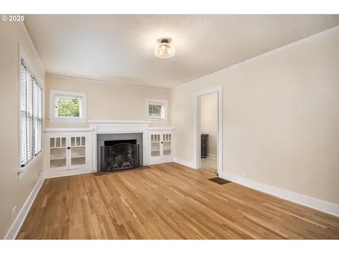 2624 SE 61st Avenue Portland OR 97206