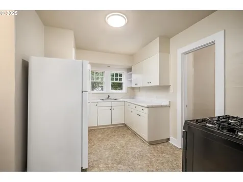 2624 SE 61st Avenue Portland OR 97206