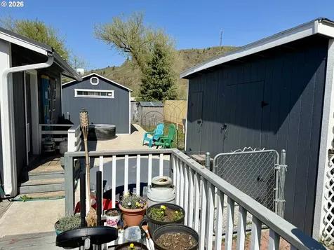 103 W 4th Street Wallowa OR 97885