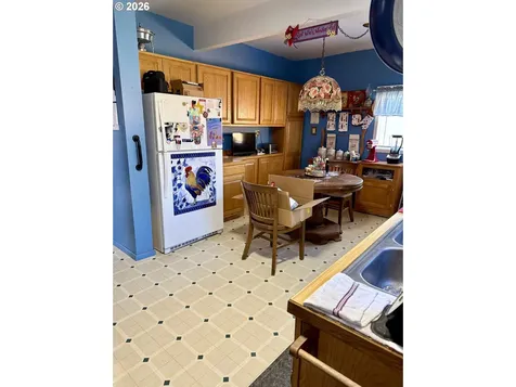 103 W 4th Street Wallowa OR 97885