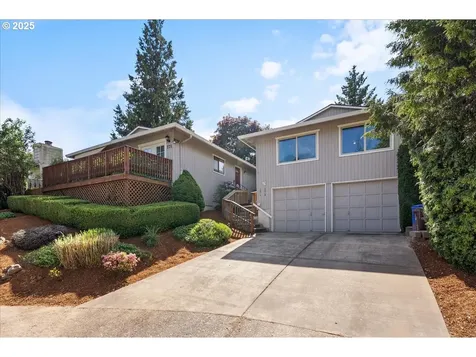 171 NE Olvera Court Gresham OR 97030