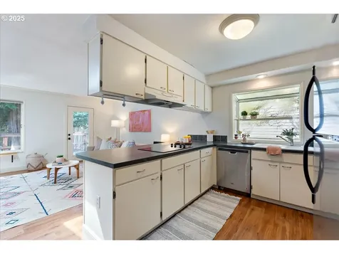 171 NE Olvera Court Gresham OR 97030