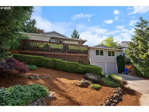 171 NE Olvera Court Gresham OR 97030