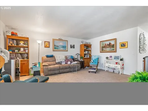 171 NE Olvera Court Gresham OR 97030