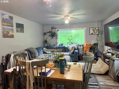 677 SE Moffitt Road Waldport OR 97394