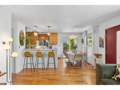 6514 NE Bellevue Avenue Portland OR 97211