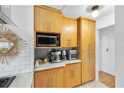 6514 NE Bellevue Avenue Portland OR 97211