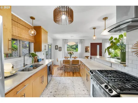 6514 NE Bellevue Avenue Portland OR 97211