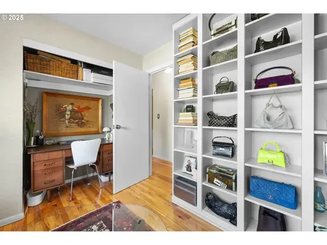 6514 NE Bellevue Avenue Portland OR 97211