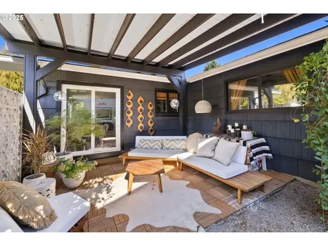 6514 NE Bellevue Avenue Portland OR 97211