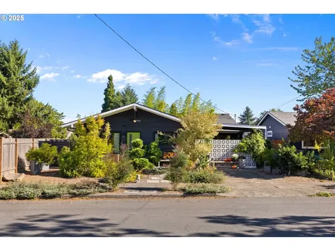 6514 NE Bellevue Avenue Portland OR 97211