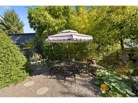 6514 NE Bellevue Avenue Portland OR 97211