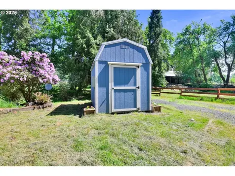 38383 Kickbusch Lane Springfield OR 97478