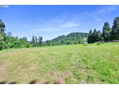 38383 Kickbusch Lane Springfield OR 97478
