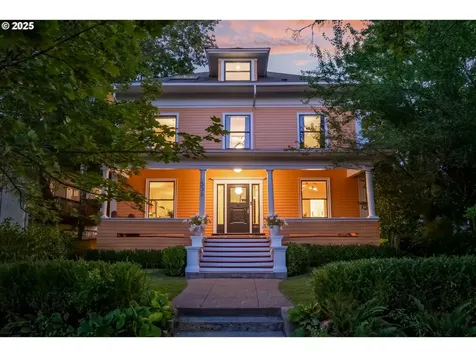 536 SE 17th Avenue Portland OR 97214