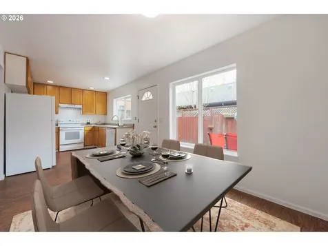 3063 W 15th Avenue Eugene OR 97402