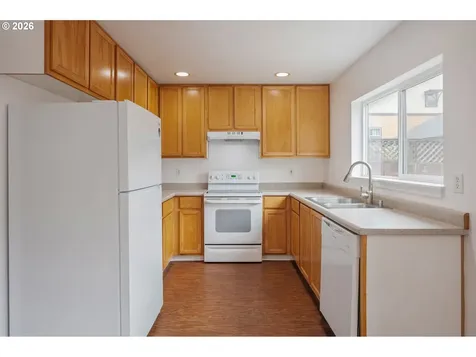 3063 W 15th Avenue Eugene OR 97402
