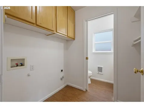 3063 W 15th Avenue Eugene OR 97402