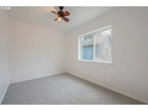 3063 W 15th Avenue Eugene OR 97402