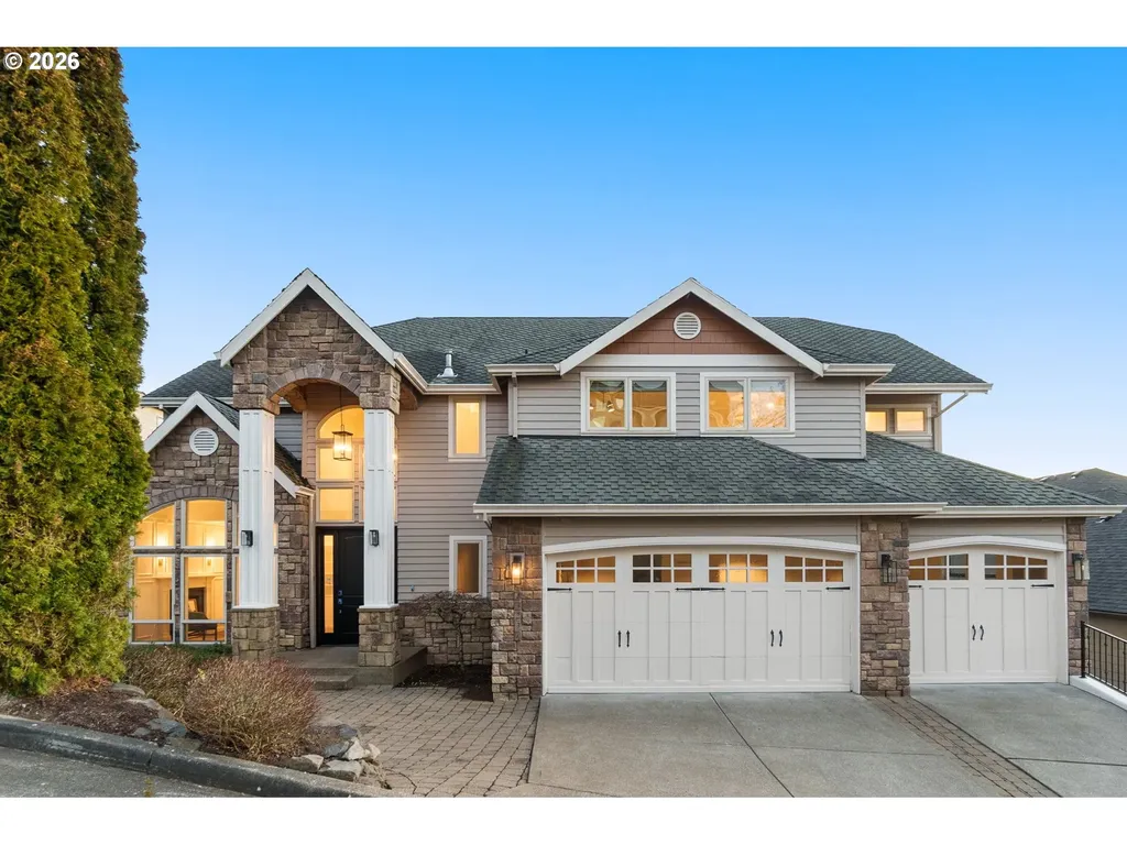 10230 NW Gloaming Lane Portland OR 97229