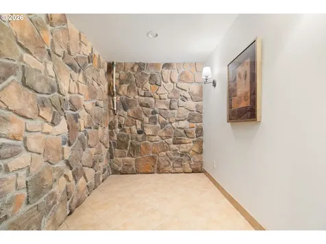10230 NW Gloaming Lane Portland OR 97229