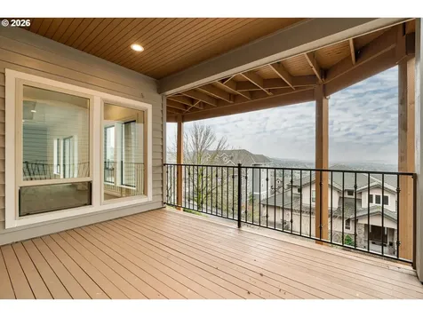 10230 NW Gloaming Lane Portland OR 97229