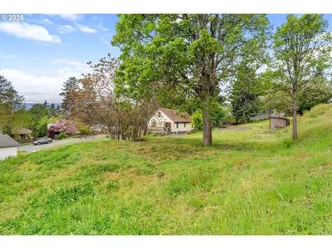 Lot Off Vine Street White Salmon WA 98672