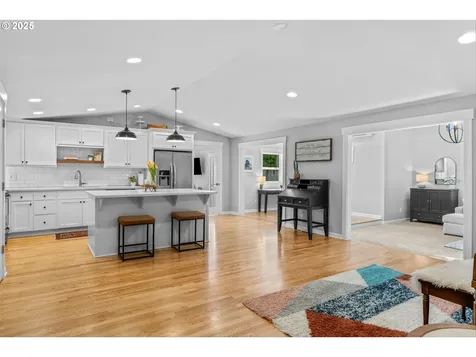 2572 Wisteria Court West Linn OR 97068