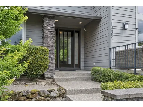 1295 Evah Lane West Linn OR 97068
