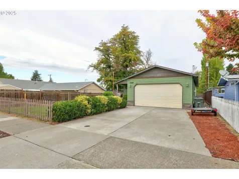 2009 E 12th Street The Dalles OR 97058
