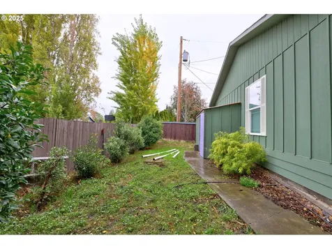 2009 E 12th Street The Dalles OR 97058