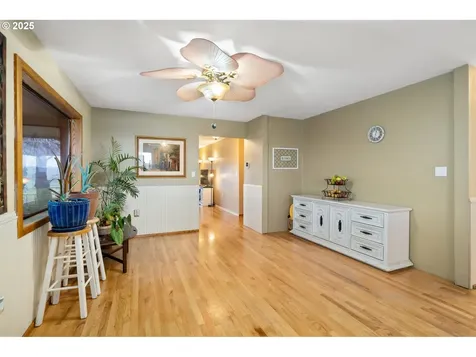 5470 NE Abbey Road Carlton OR 97111