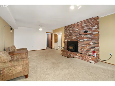 5470 NE Abbey Road Carlton OR 97111